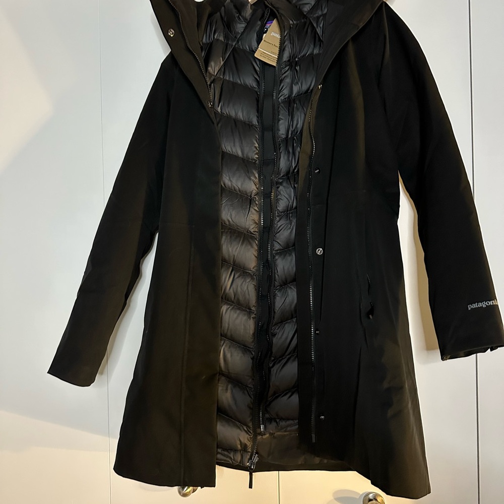 Patagonia Women's Black Puffer Coat